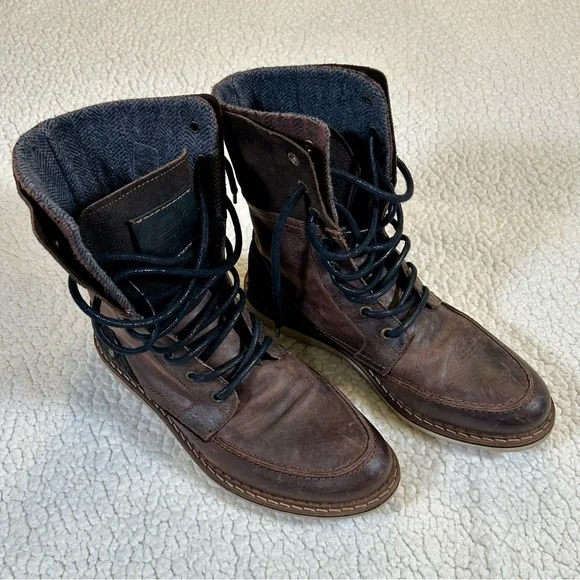 Rugged Men's Leather Lace-Up Boots - Picture 3 of 11